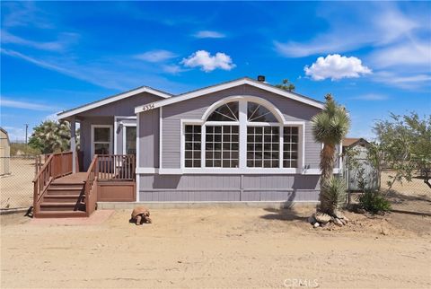 Photo of 4334 Sunset Rd, Phelan, CA 92371 (MLS # HD26084519)