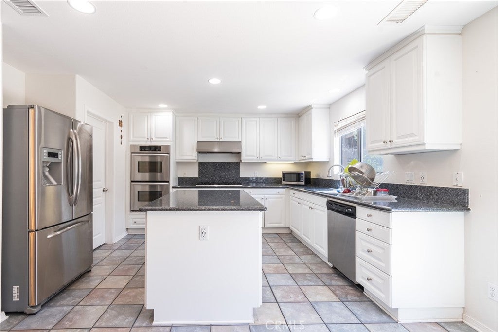 908 Larable Court