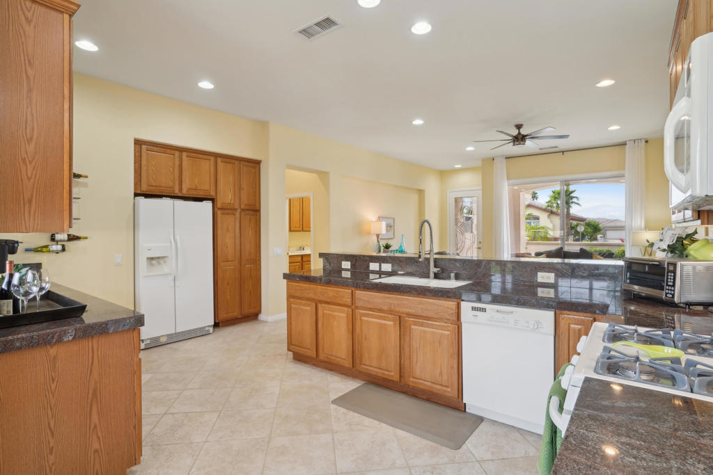 Heritage Palms CC - Residential