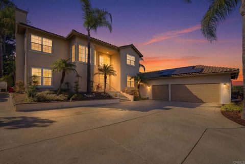 Photo of 1921 Cresthaven Drive, Vista, CA 92084 (MLS # NDP2601996)