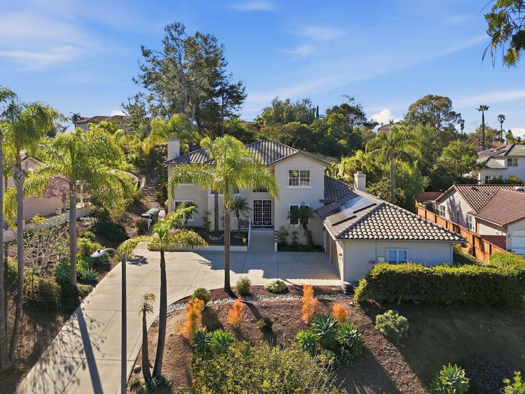 1921 Cresthaven Drive