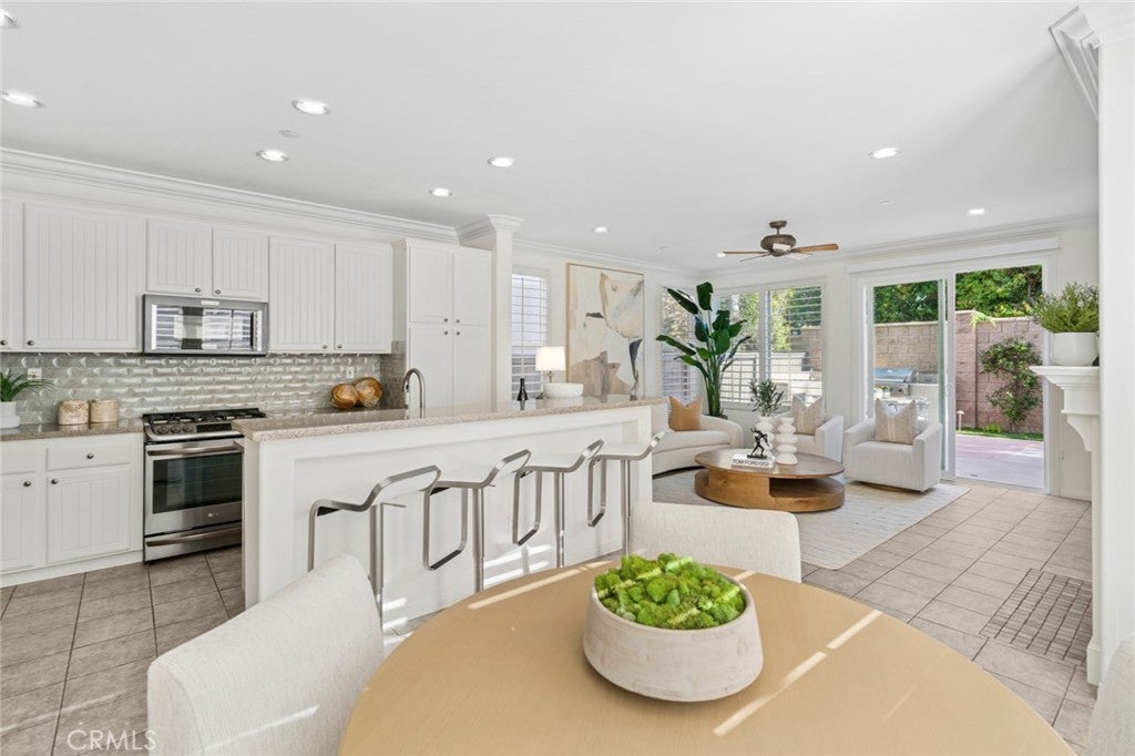 5266 Acorn, Huntington Beach CA 92649 - Photo 15