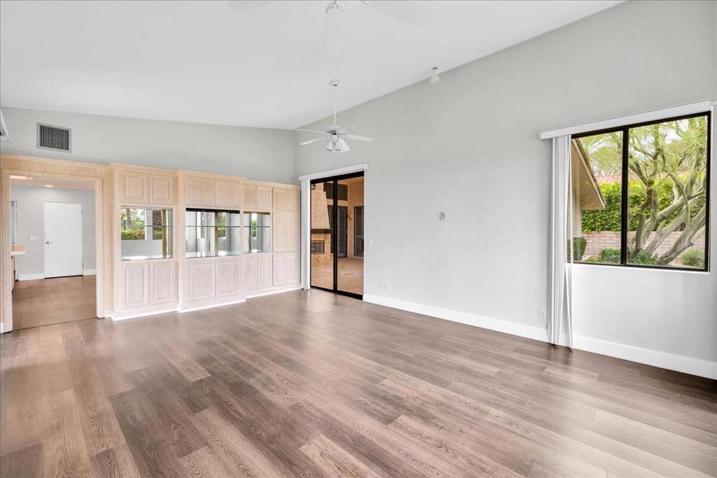 Presidential Estates - Residential