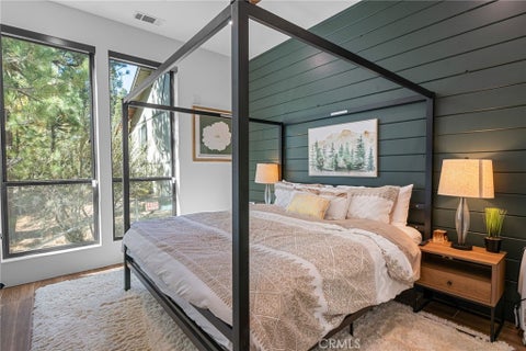 Tiny photo for 807 Cameron Drive, Big Bear Lake, CA 92315 (MLS # IG26223939)