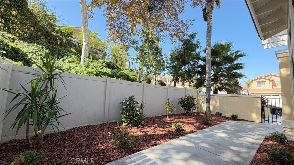 2060 Cedar Glen