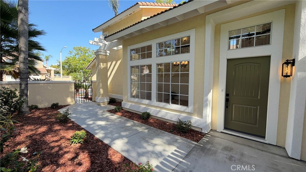 2060 Cedar Glen