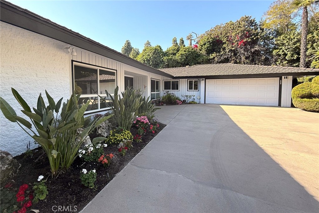 2225 Terraza Place