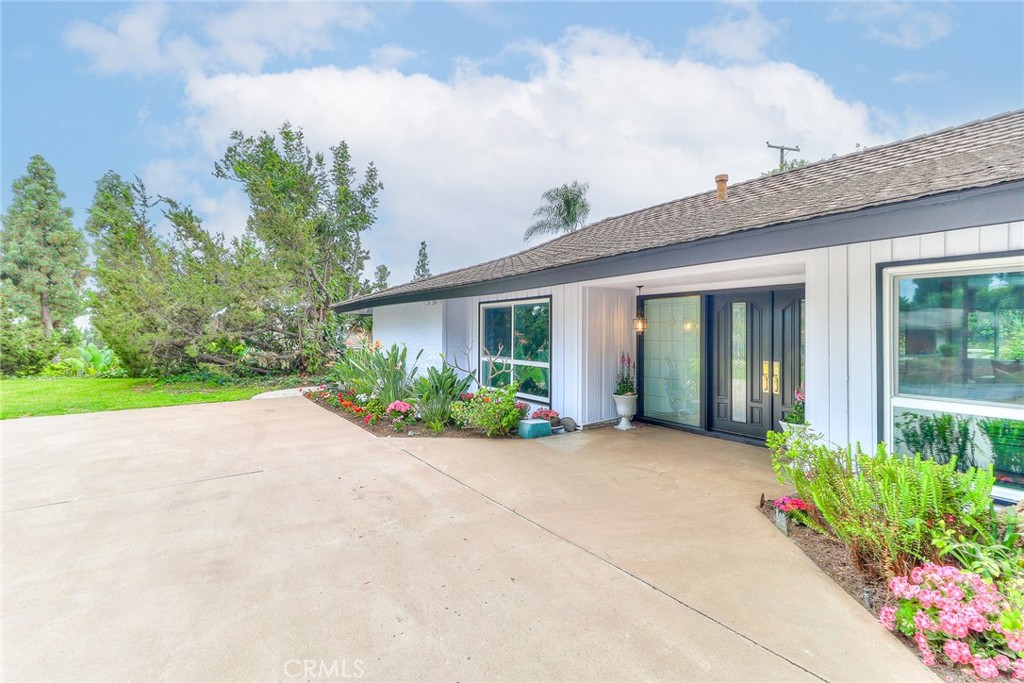 2225 Terraza Place