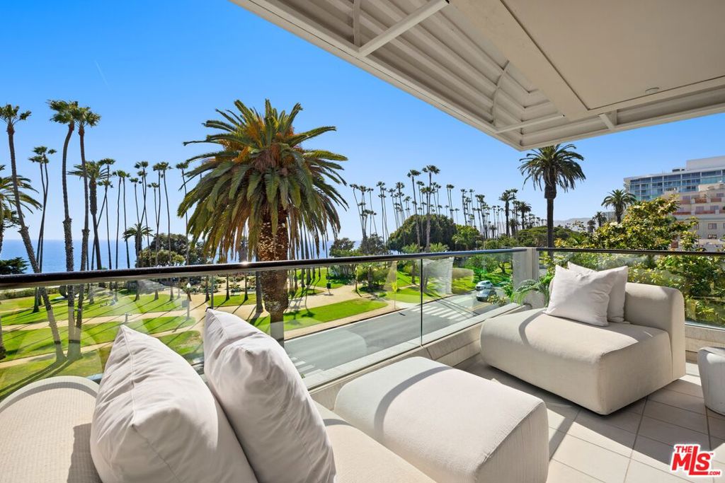701 Ocean Avenue PHE