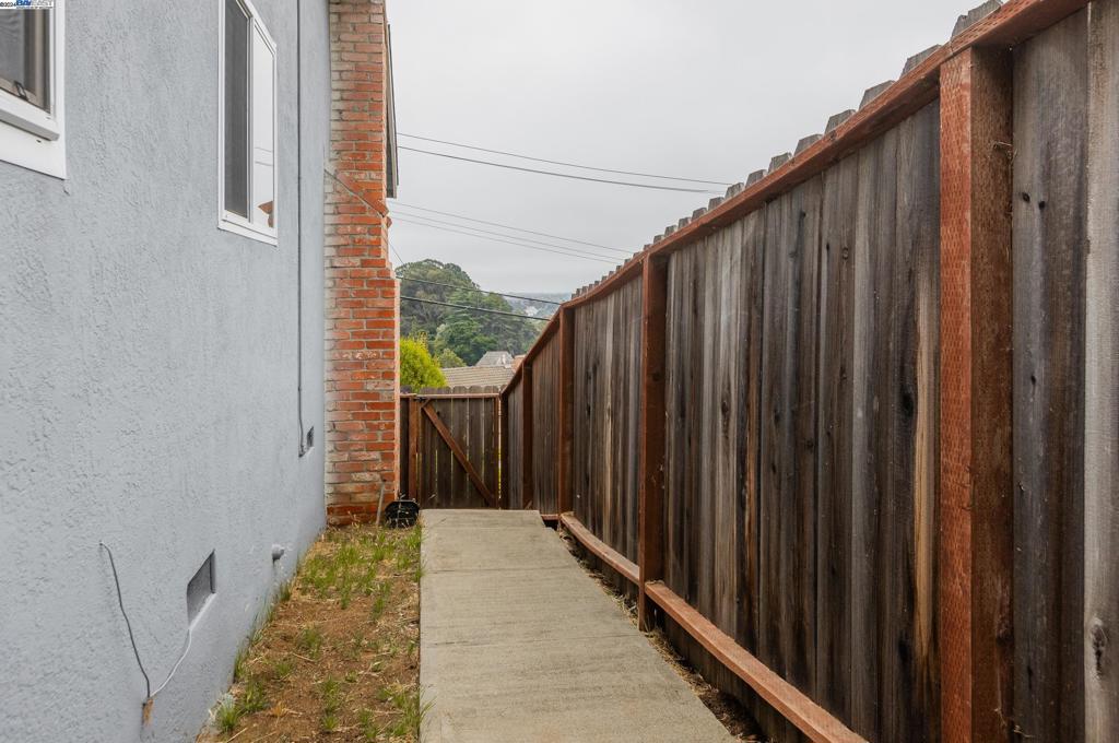 MALCOLM - Residential