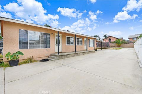 Photo of 26316 Investors Pl PL, Hemet, CA 92544 (MLS # SW26174559)