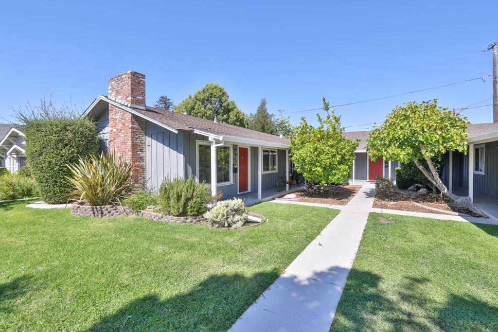 220 Loreto Street