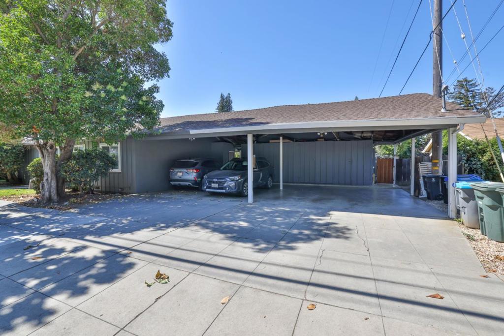 220 Loreto Street