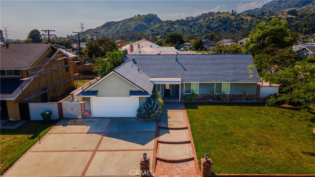 1219 Canyon View Drive