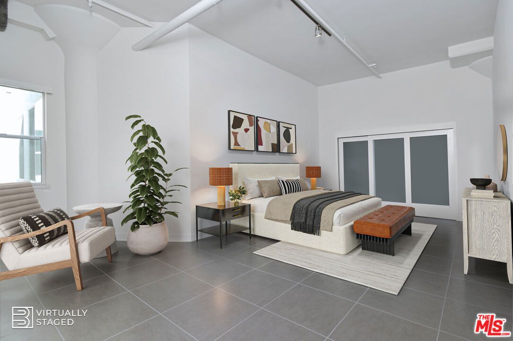 Photo of 939 S Broadway #1006, Los Angeles, CA 90015 (MLS # 25601003)