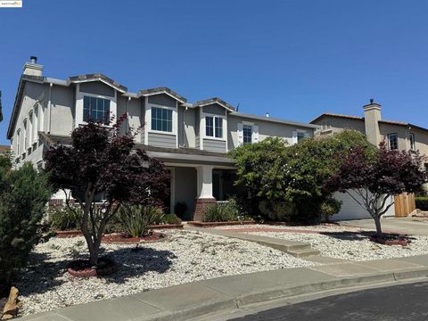 2335 Fairview Pl Fairfield CA 94534