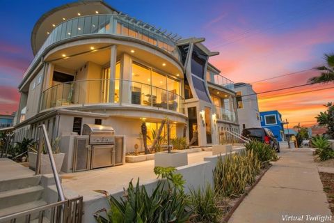 Photo of 3786 Strandway #1, San Diego, CA 92109 (MLS # 260009539SD)