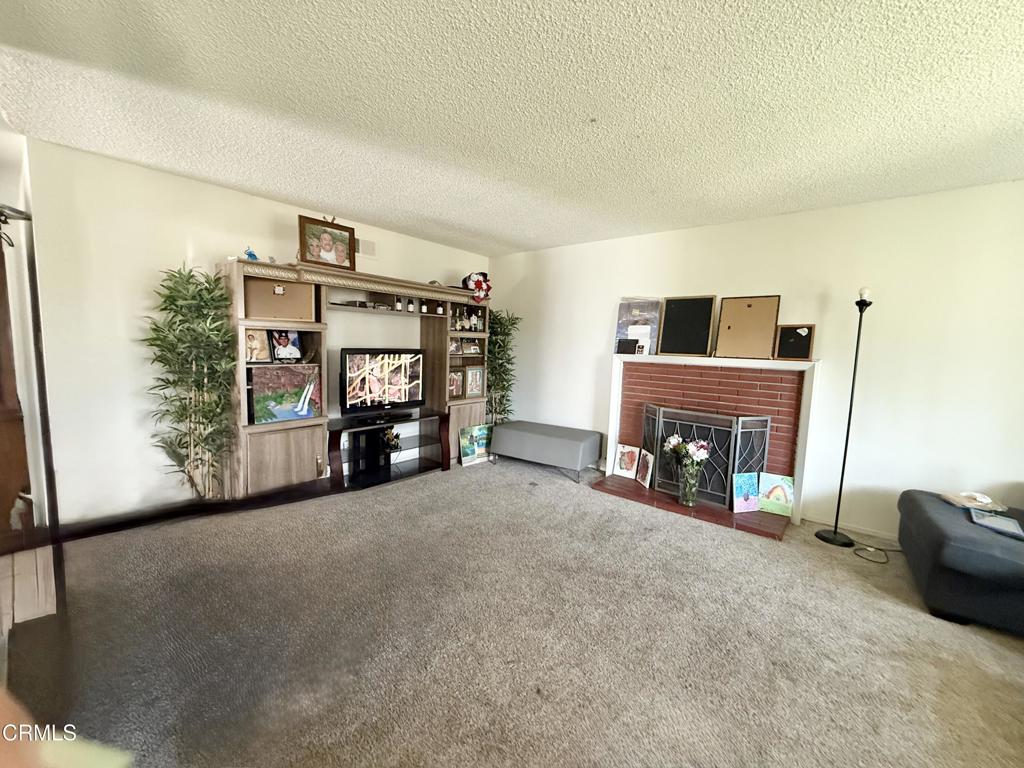 1421 Kingswood Way