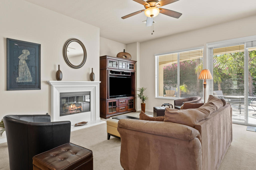 80097 Avenida Santa Olivia