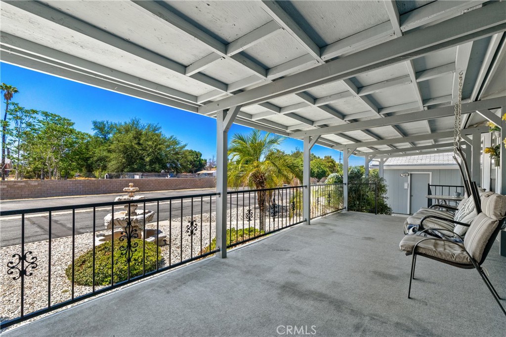 1300 W Menlo Avenue 172
