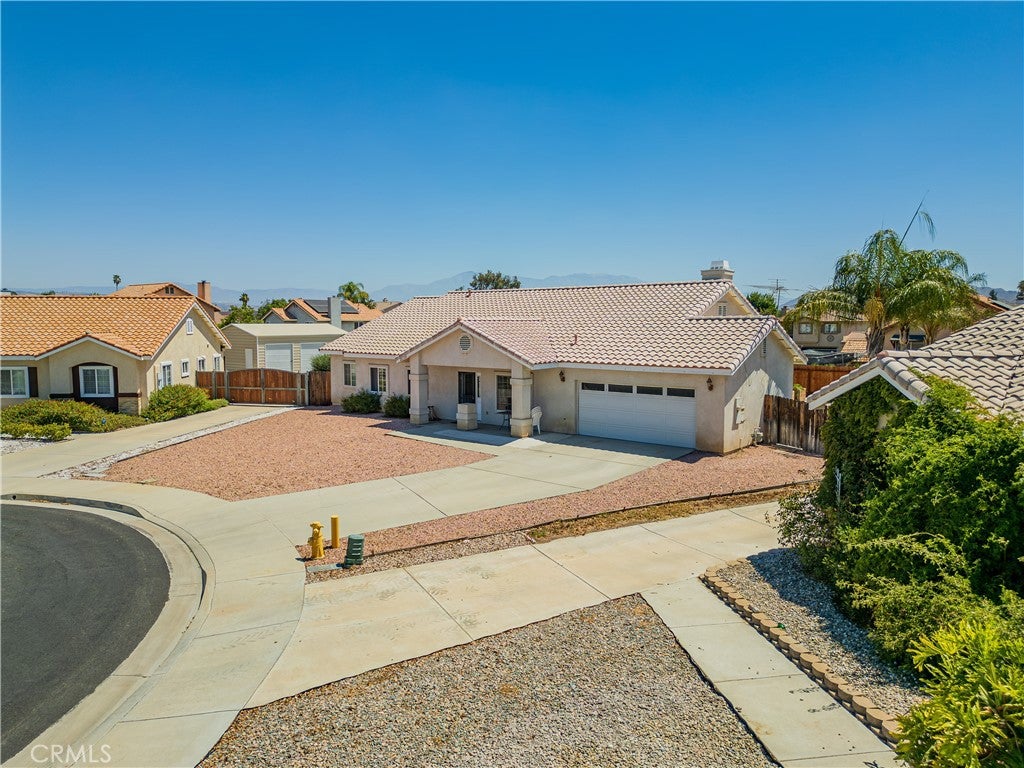 24720 Glenbrook Court