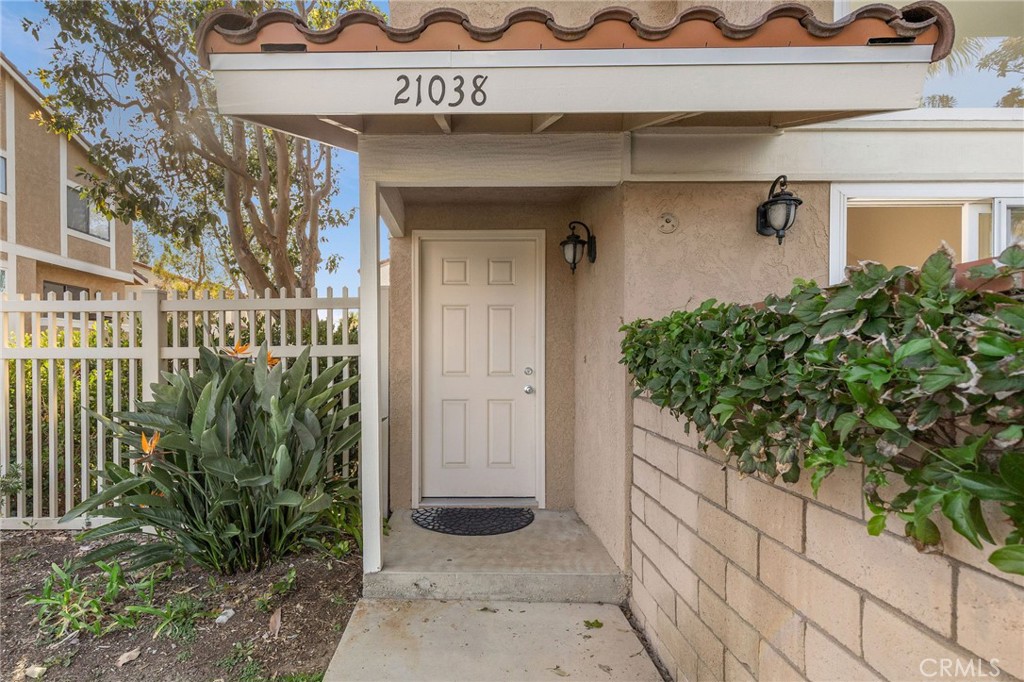 21038 Poolside Lane 5