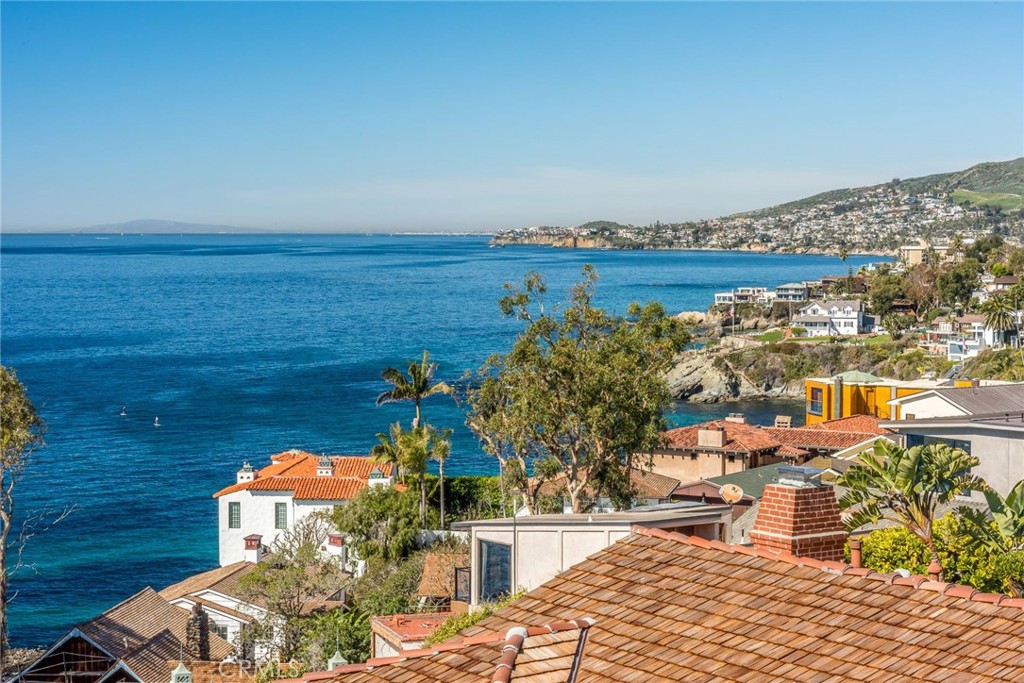 Lagunita (LA) - Residential Lease