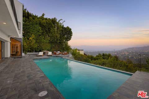 Photo of 11955 Pinnacle Place, Beverly Hills, CA 90210 (MLS # 26835877)