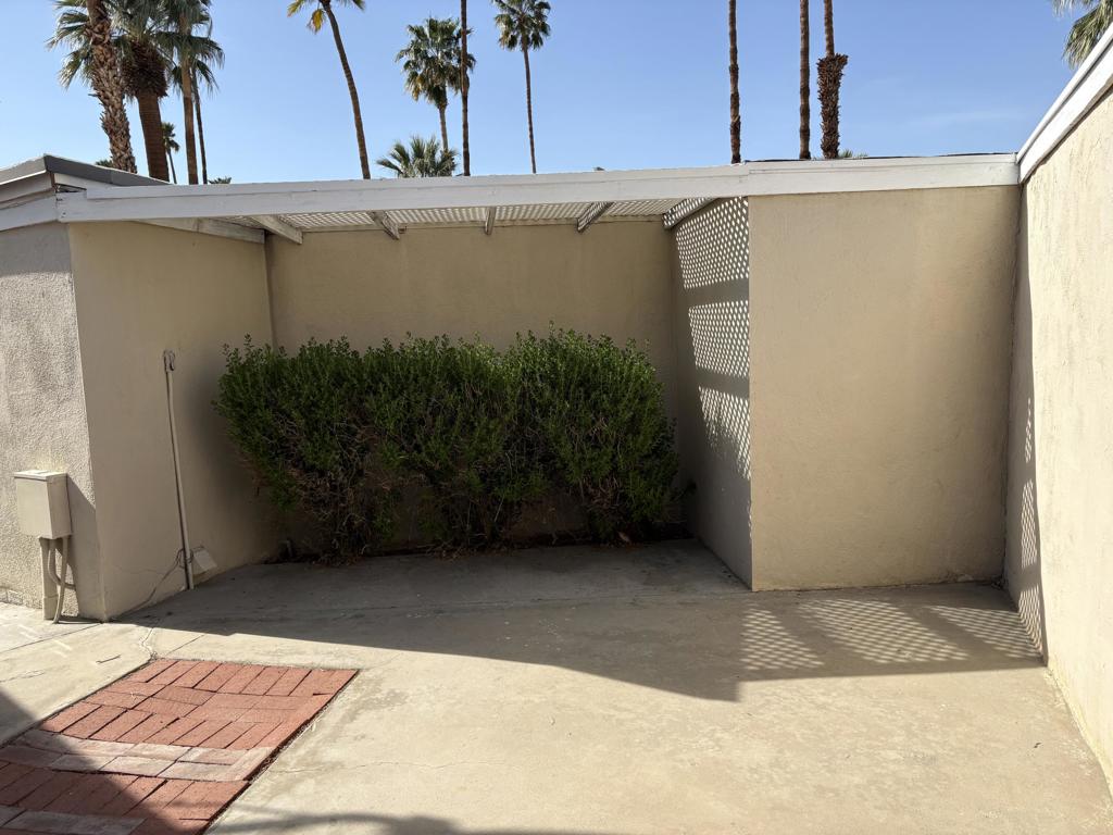 Blue Skies - Manufactured In Park