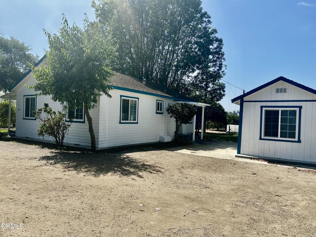 3171 E Los Angeles Avenue