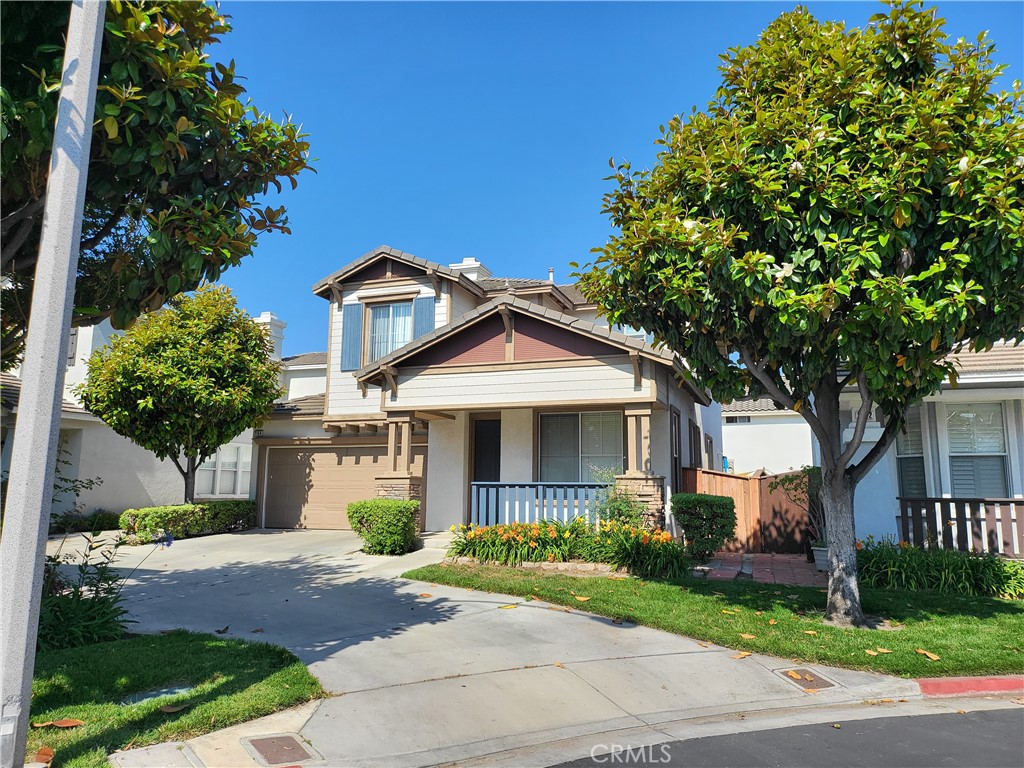 MOST DESIRABLE GATED COMMUNITY 'STONEGATE' IN ANAHEIM/ DETACHED SINGLE FAMILY, BUILTED IN 2000, 2 STORY HOUSE, 2 CAR ATTACHED. VERY CONVENIENT LOCATION/ EASY ACCESS TO FWY 5, 91. POOL,SPA, PLAY GROUND FOR SMALL KIDS.