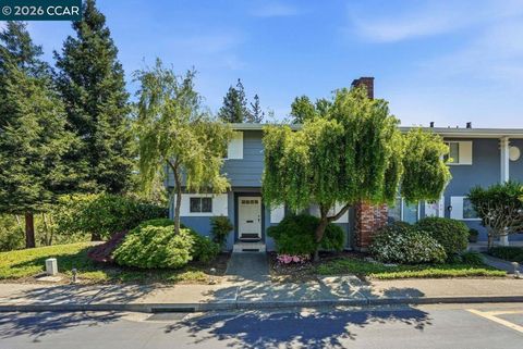 Photo of 79 Miramonte Dr Dr, Moraga, CA 94556 (MLS # 41130307)