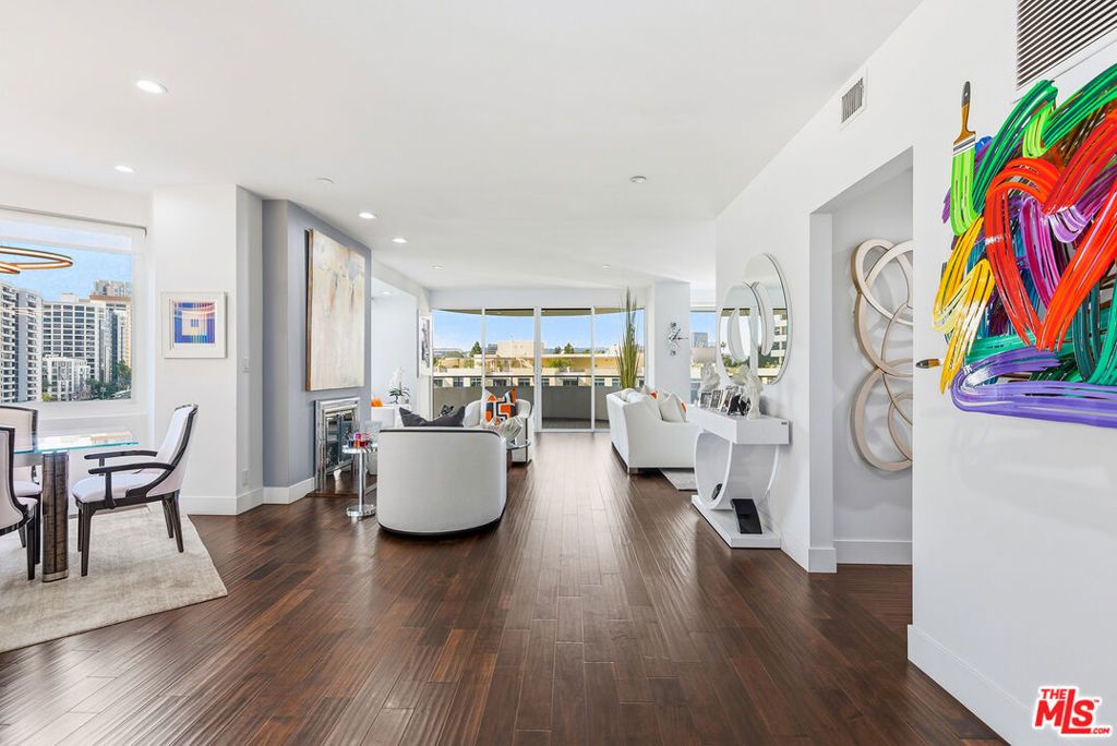 Photo of 10560 Wilshire Boulevard #603, Los Angeles, CA 90024 (MLS # 26648035)