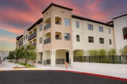 400 San Benito Street 309 Hollister CA 95023