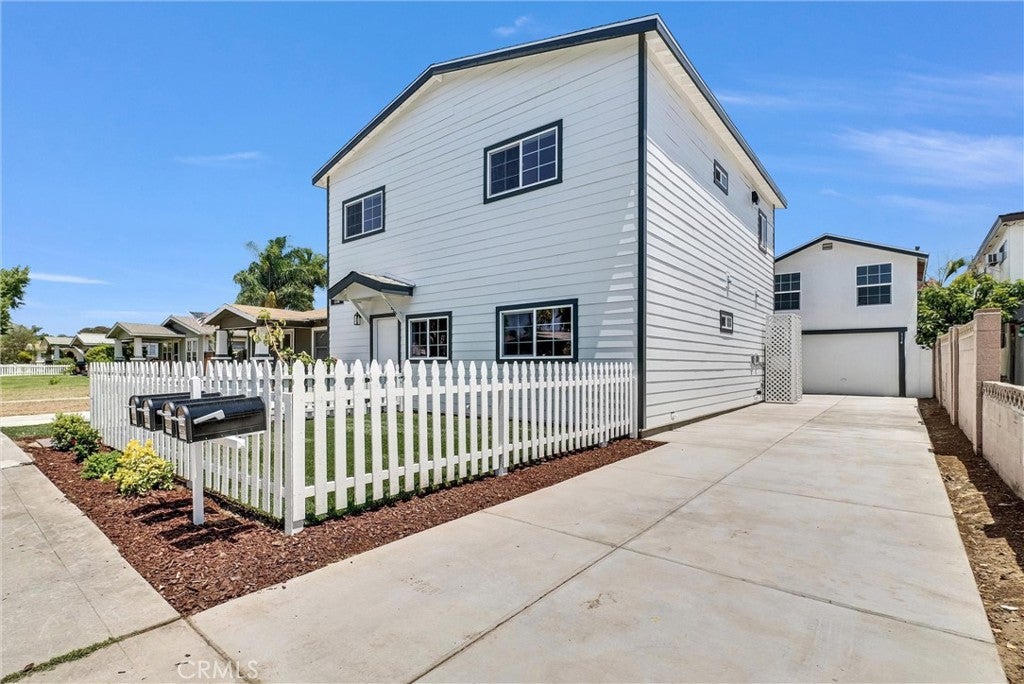 116 -114 N Cornell