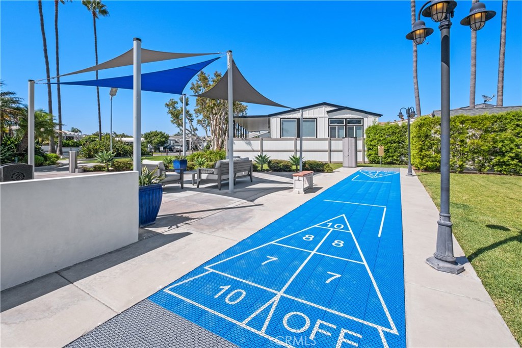 Bayside Village (BAYV) - Manufactured In Park