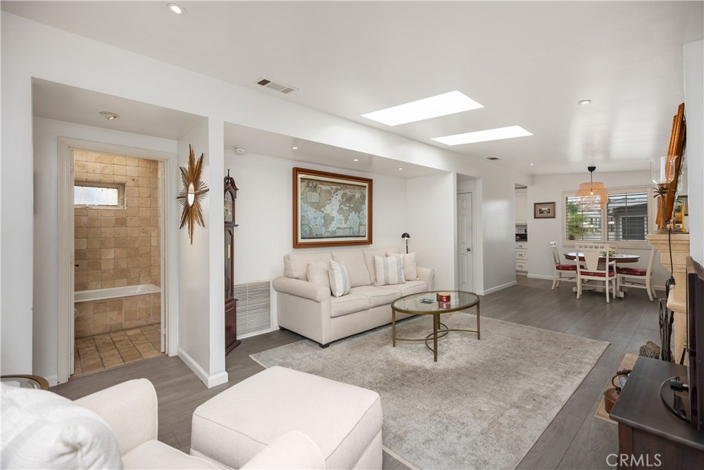 Bayside Village (BAYV) - Manufactured In Park