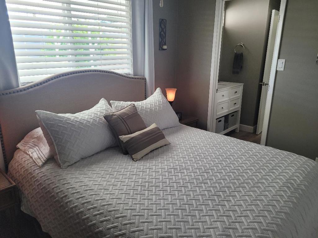 Tri Palm Estates - Manufactured In Park