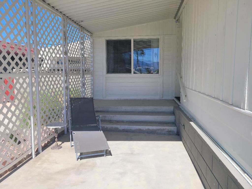 Tri Palm Estates - Manufactured In Park