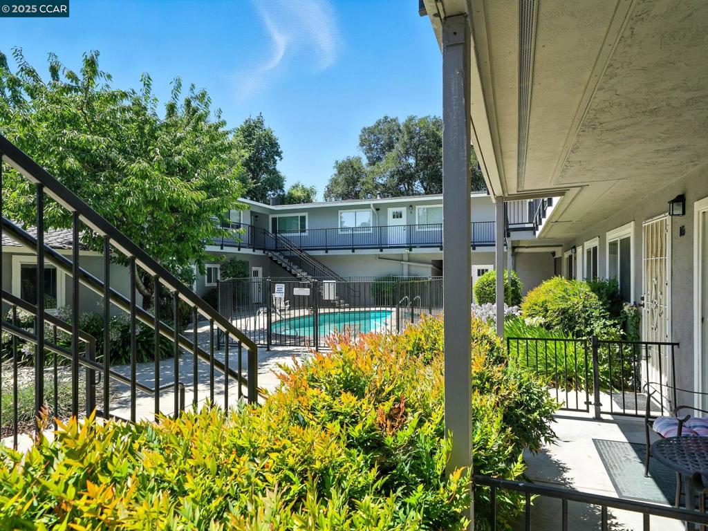 WESTSIDE DANVILL - Residential