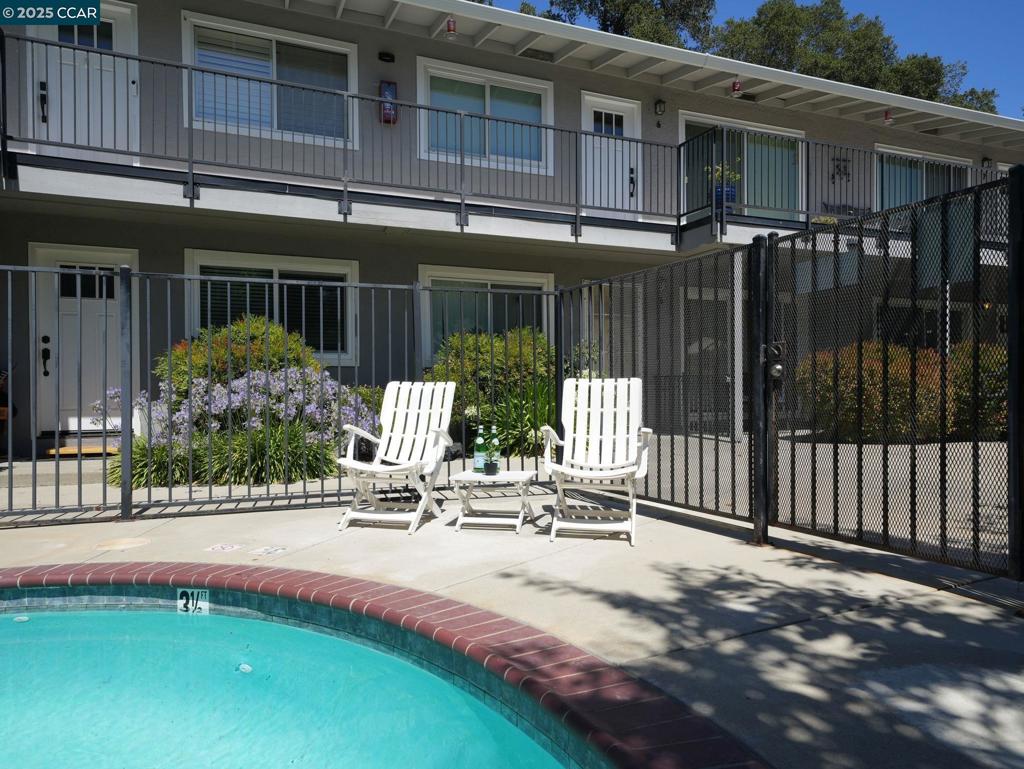 WESTSIDE DANVILL - Residential