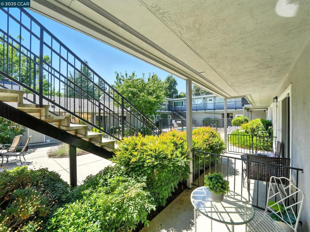 WESTSIDE DANVILL - Residential