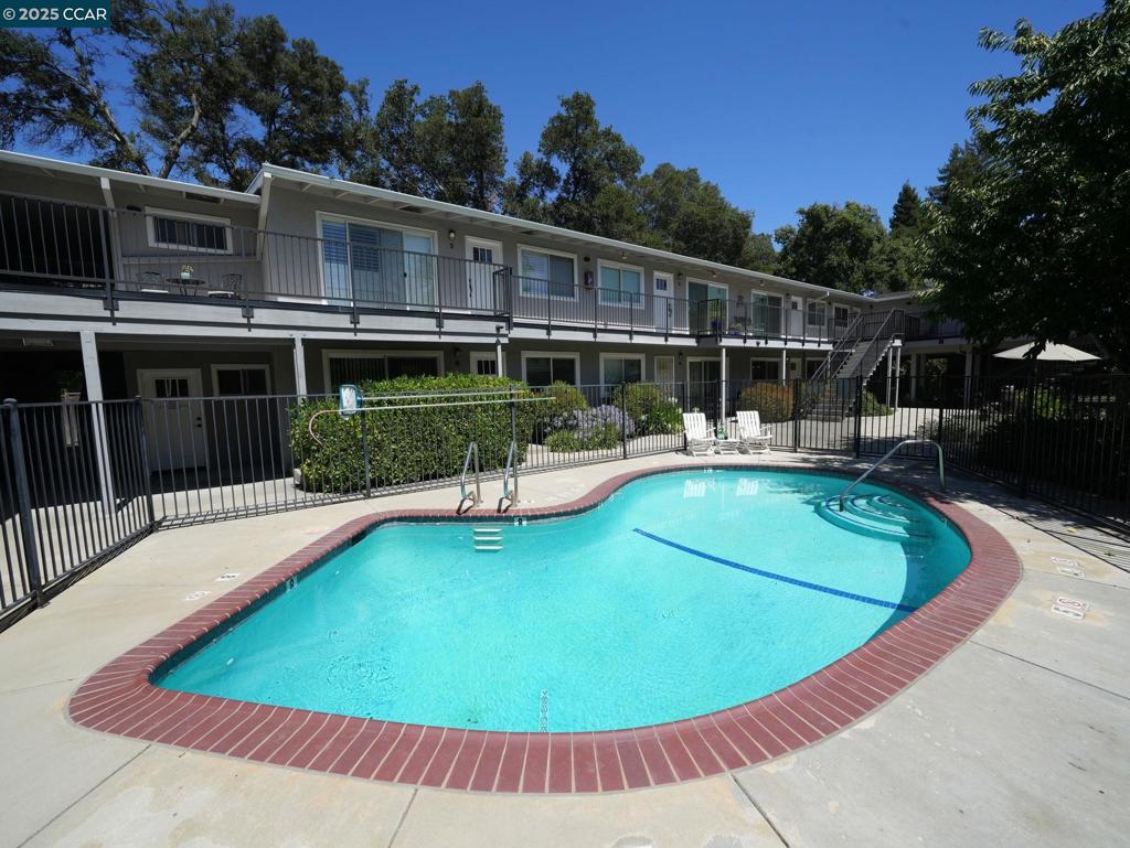 WESTSIDE DANVILL - Residential