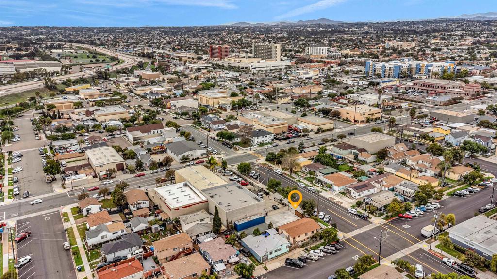 1332 Coolidge Avenue