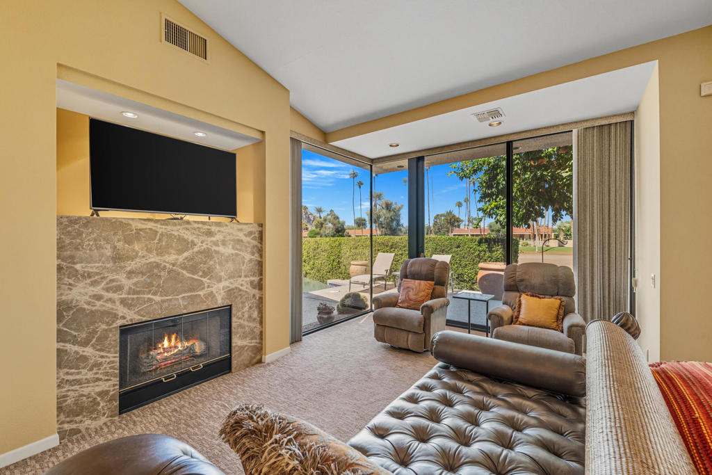 Mountain Cove - Residential