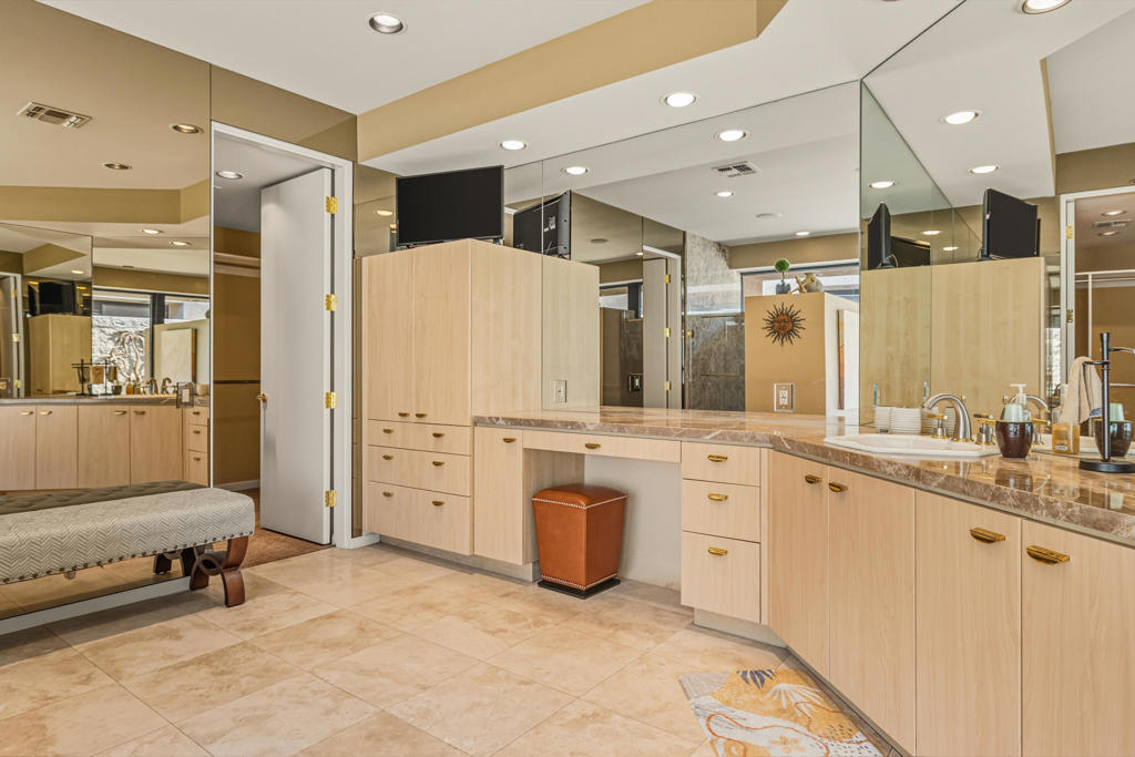 Mountain Cove - Residential