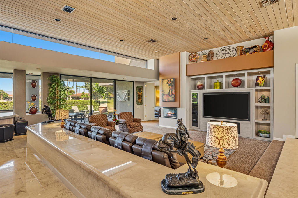Mountain Cove - Residential