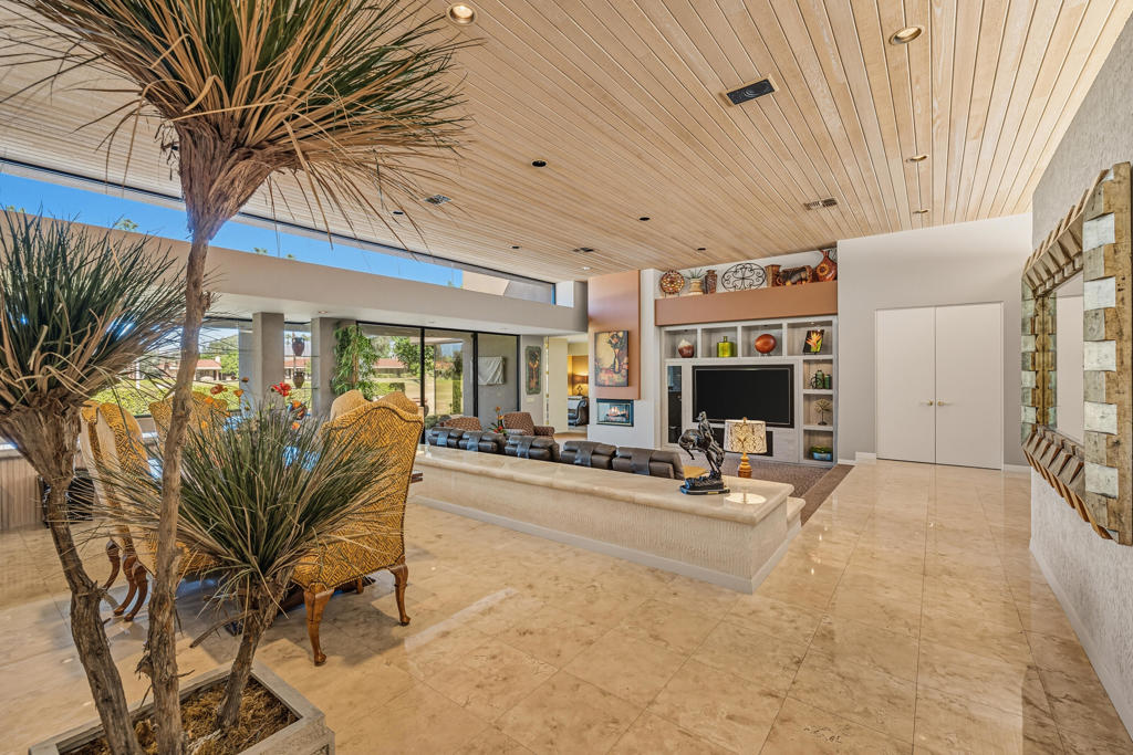 Mountain Cove - Residential