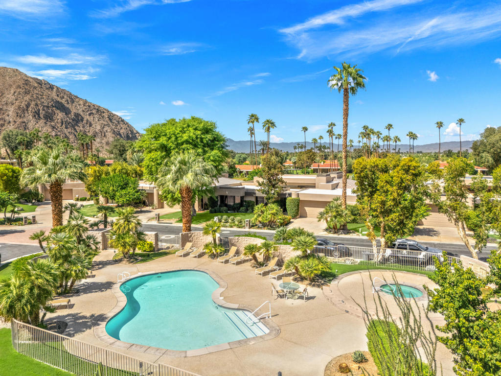 Mountain Cove - Residential
