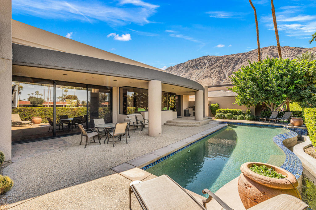 Mountain Cove - Residential